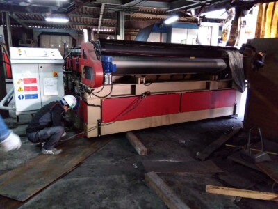 重量物輸送・搬入例